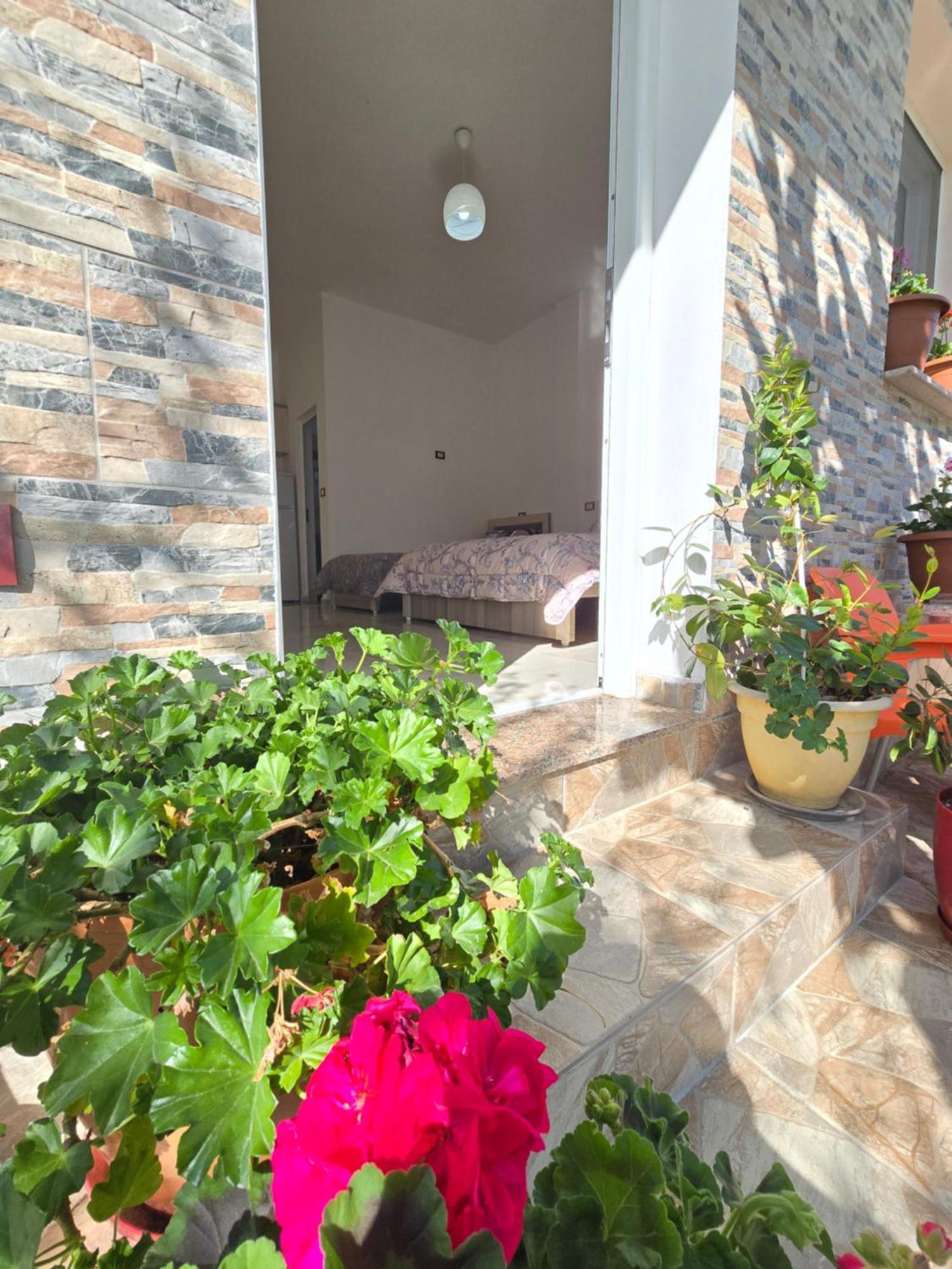 Summer Tale Apartment *