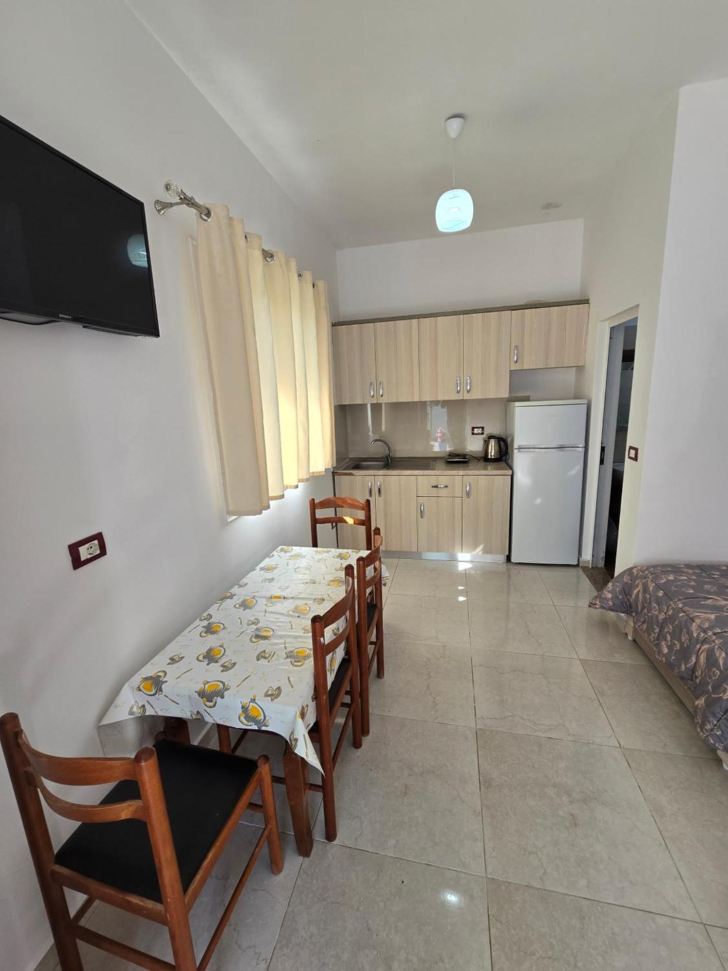 Apartment Summer Tale *